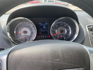 2011 Chrysler Town & Country Touring-L - Interior Full Dashboard Image